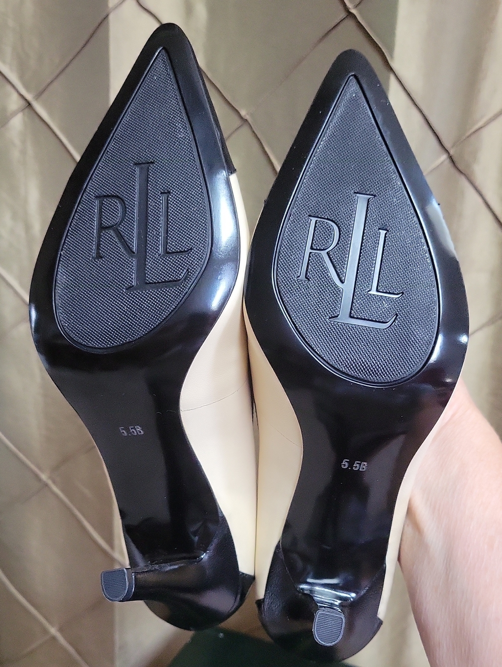 NWT- Lauren Ralph Lauren ‘Adley’ Spectator / Cap Toe Kidskin Pump - Picture 7 of 7